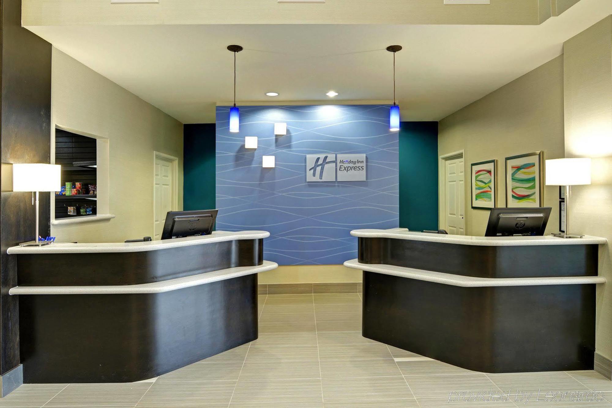 Express & Northwest-brookhollow By Ihg Hotel Houston