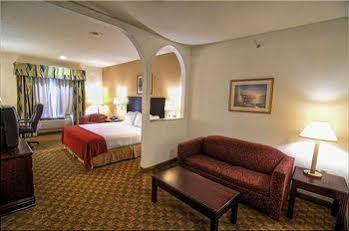 Express & Northwest-brookhollow By Ihg Houston