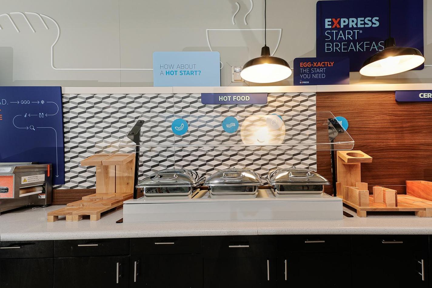 Hotel Express & Northwest-brookhollow By Ihg