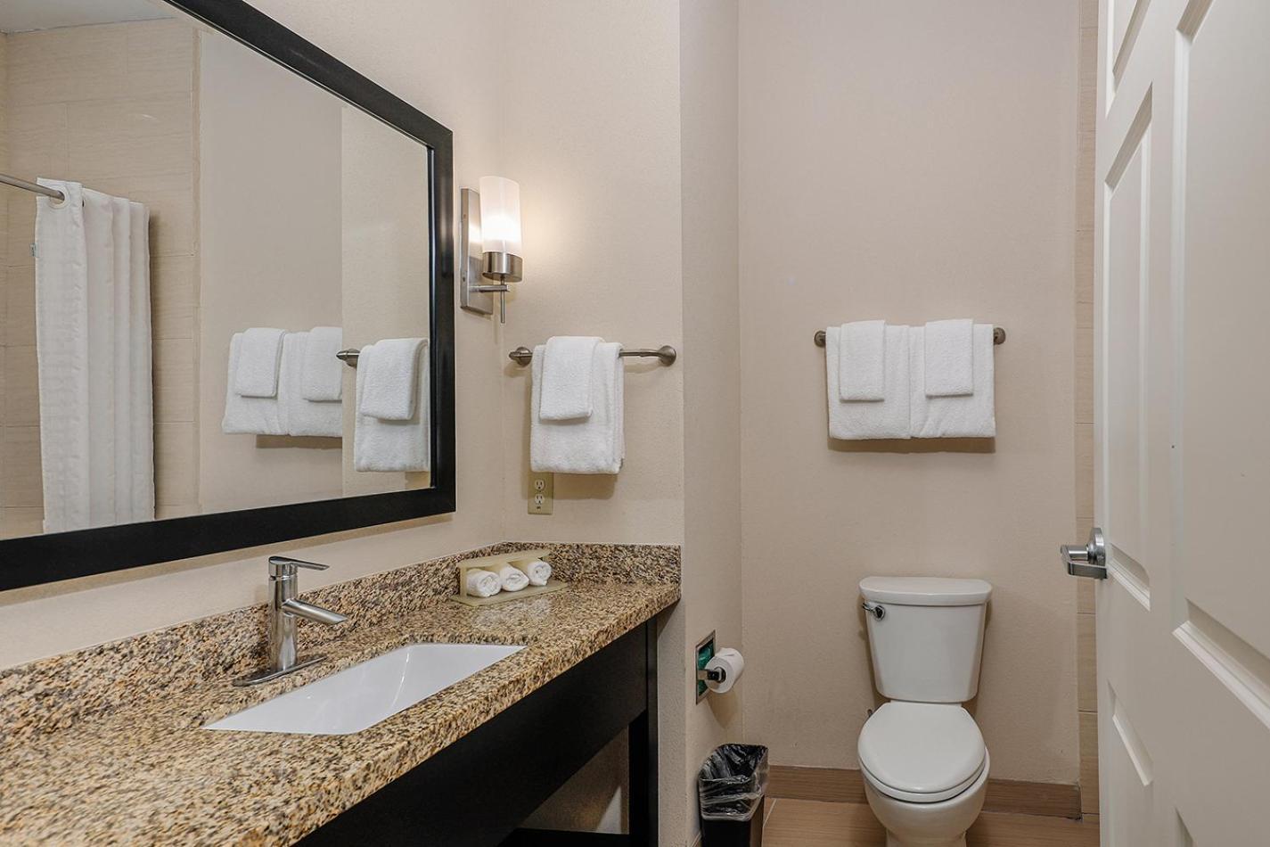 Express & Northwest-brookhollow By Ihg Houston